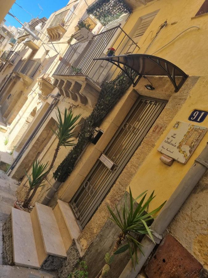 La Scalinata Home Apartment Caltagirone Bagian luar foto